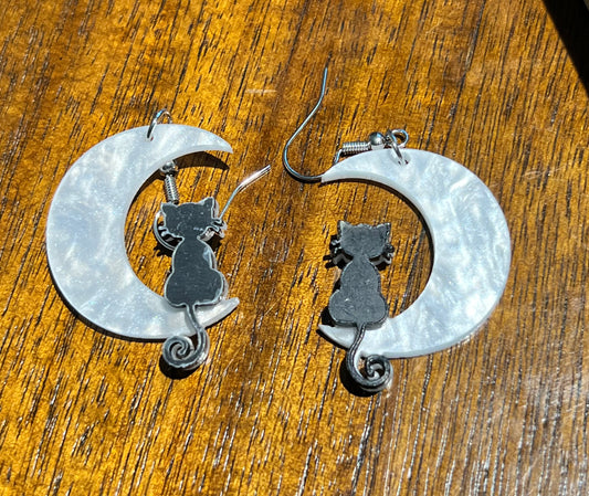 Moon Black Earrings